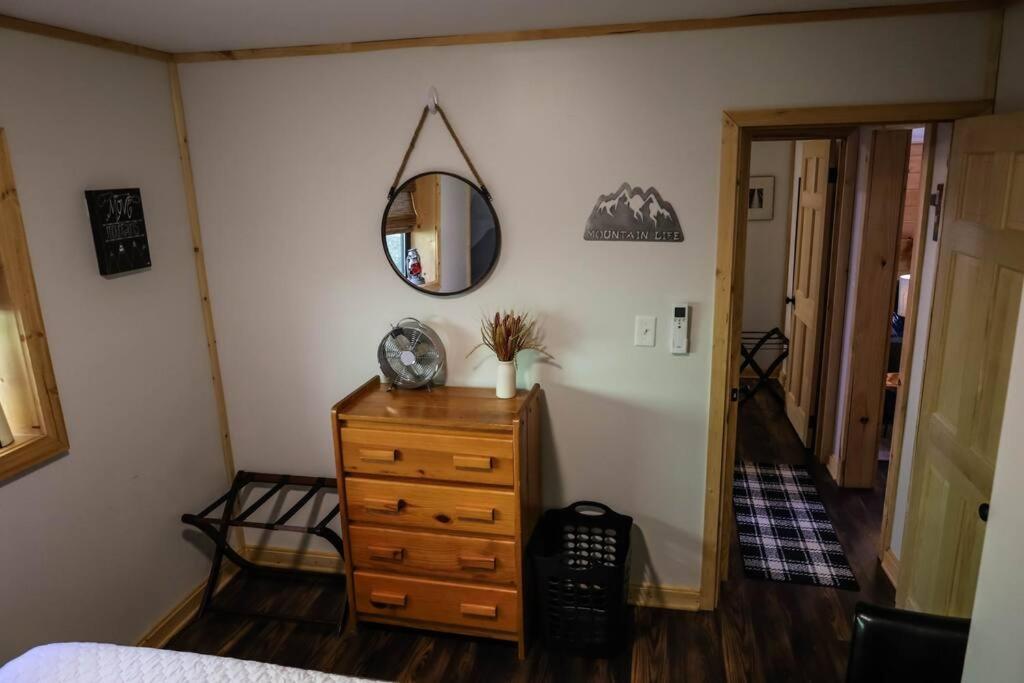Cabin At The Cove At Watauga Lake Butler المظهر الخارجي الصورة